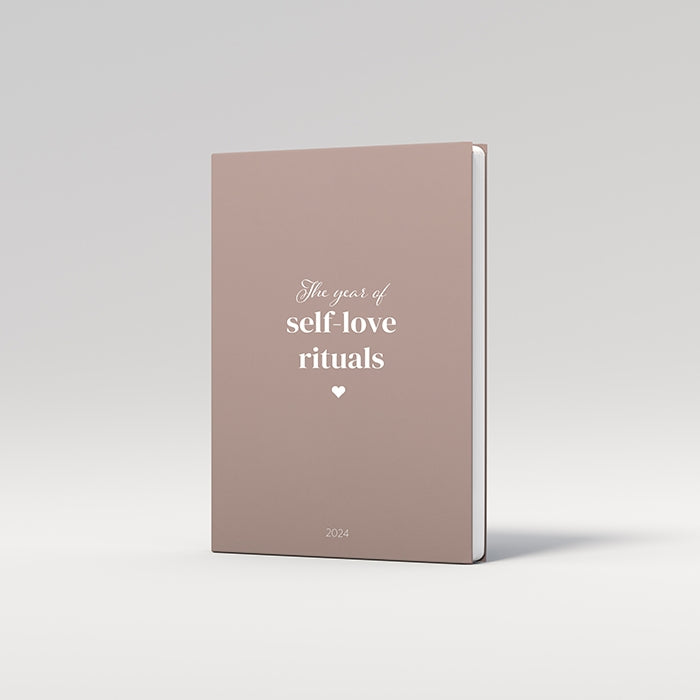 Kalendarz książkowy 2024 The year of self-love rituals - Ewa Chodakowska